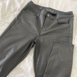 Women’s gray coated denim skinny jeans